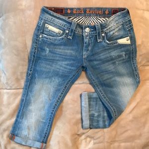Rock Revival Embellished capris Jean